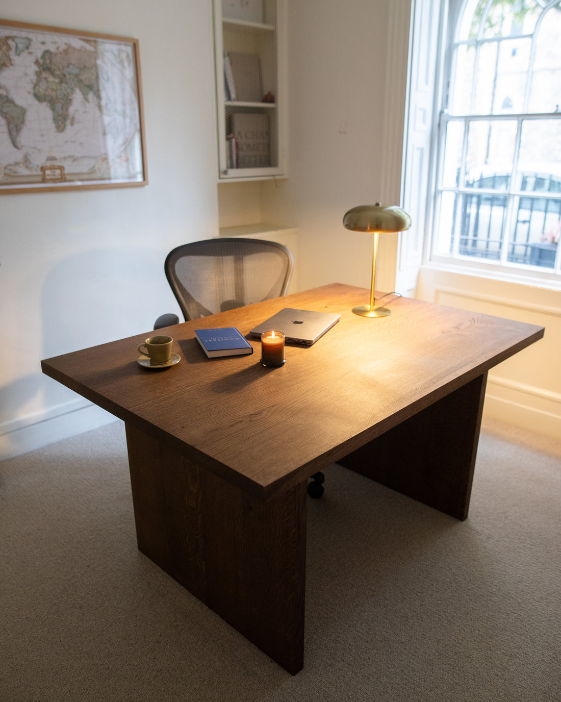 Windsor Chocolate Oak Table 140 cm (perfect for office)