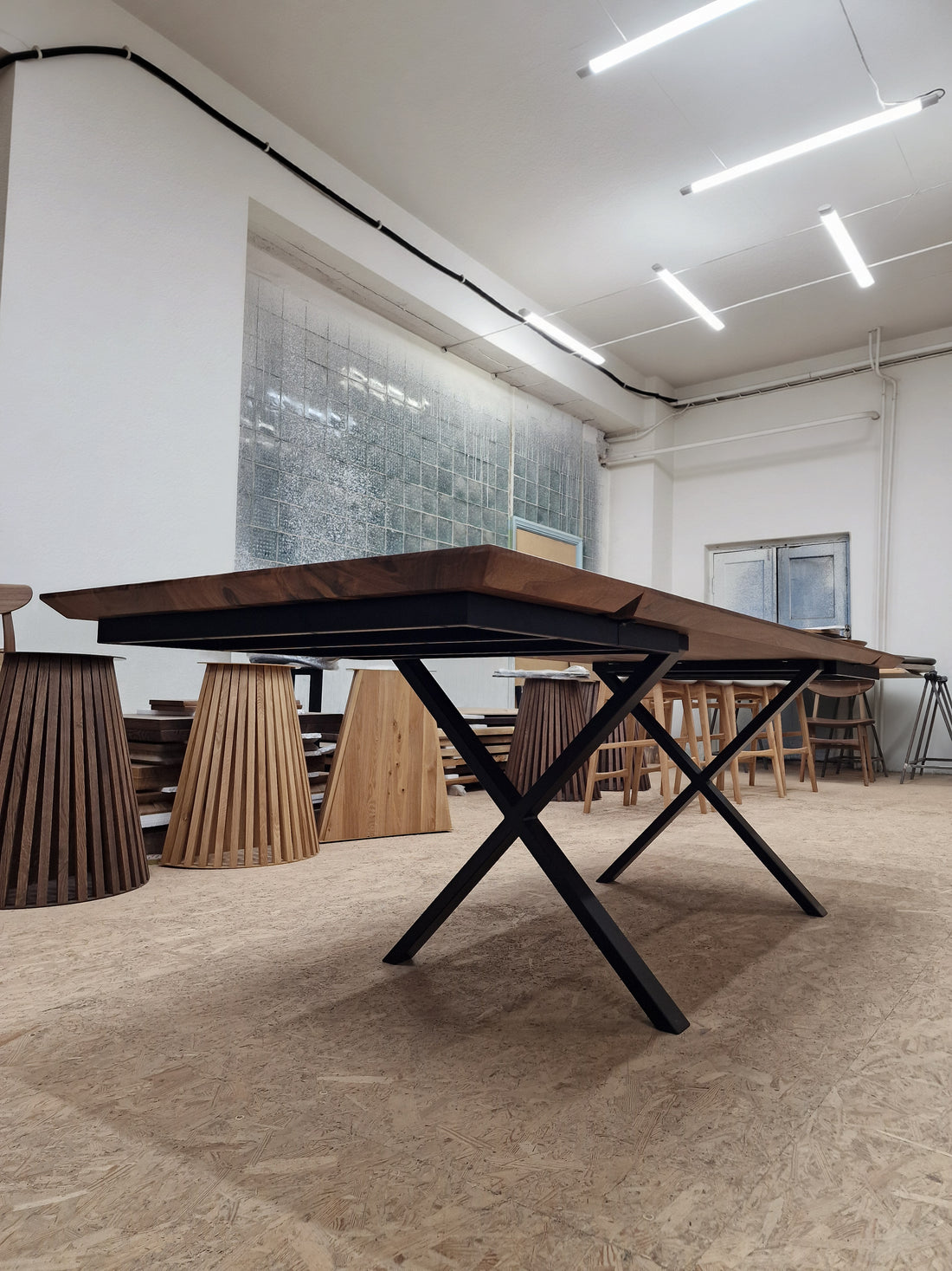 Eva Extendable Walnut Dining Table 180 to 260 cm